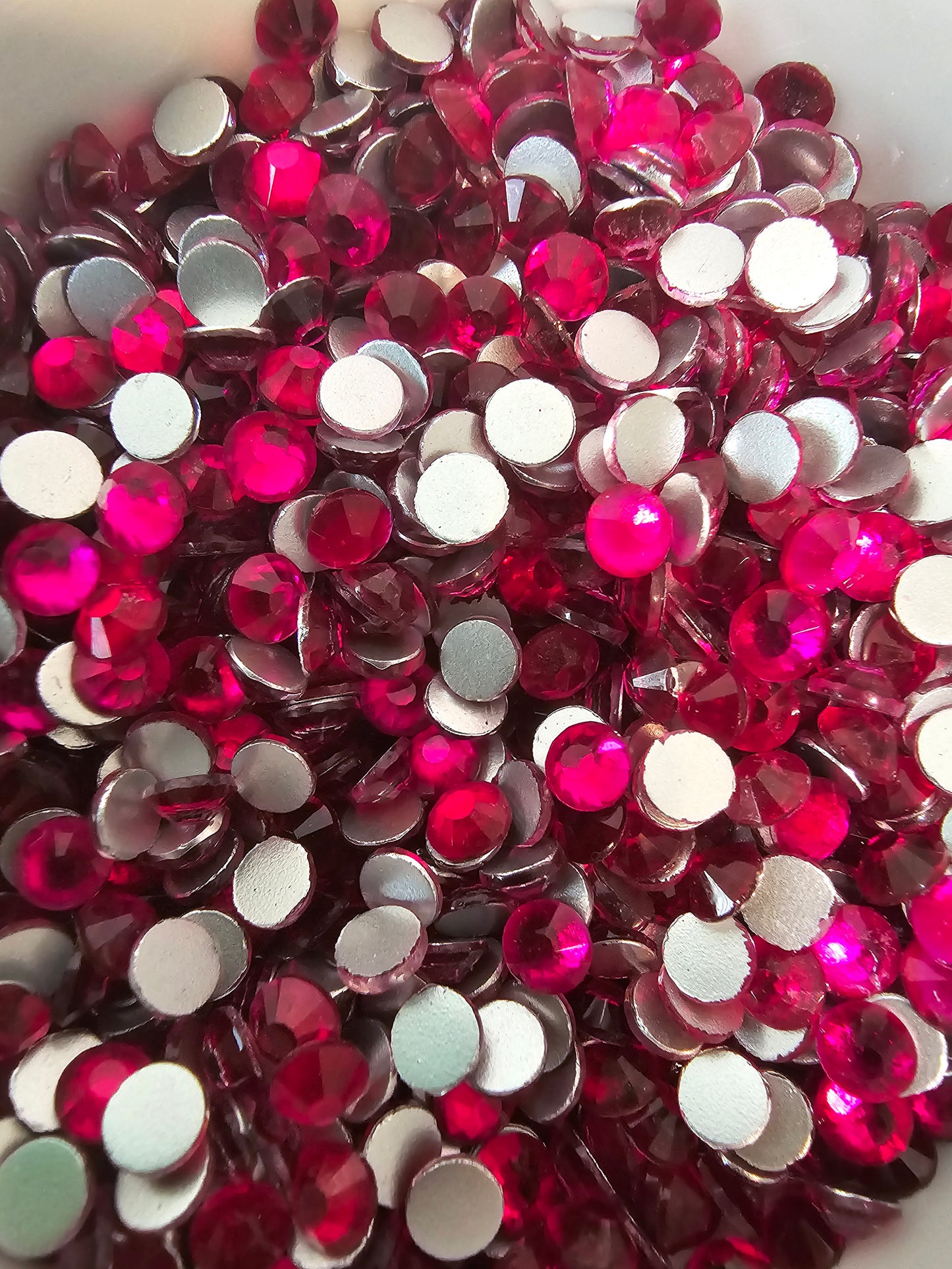 Rose B Glass Rhinestones
