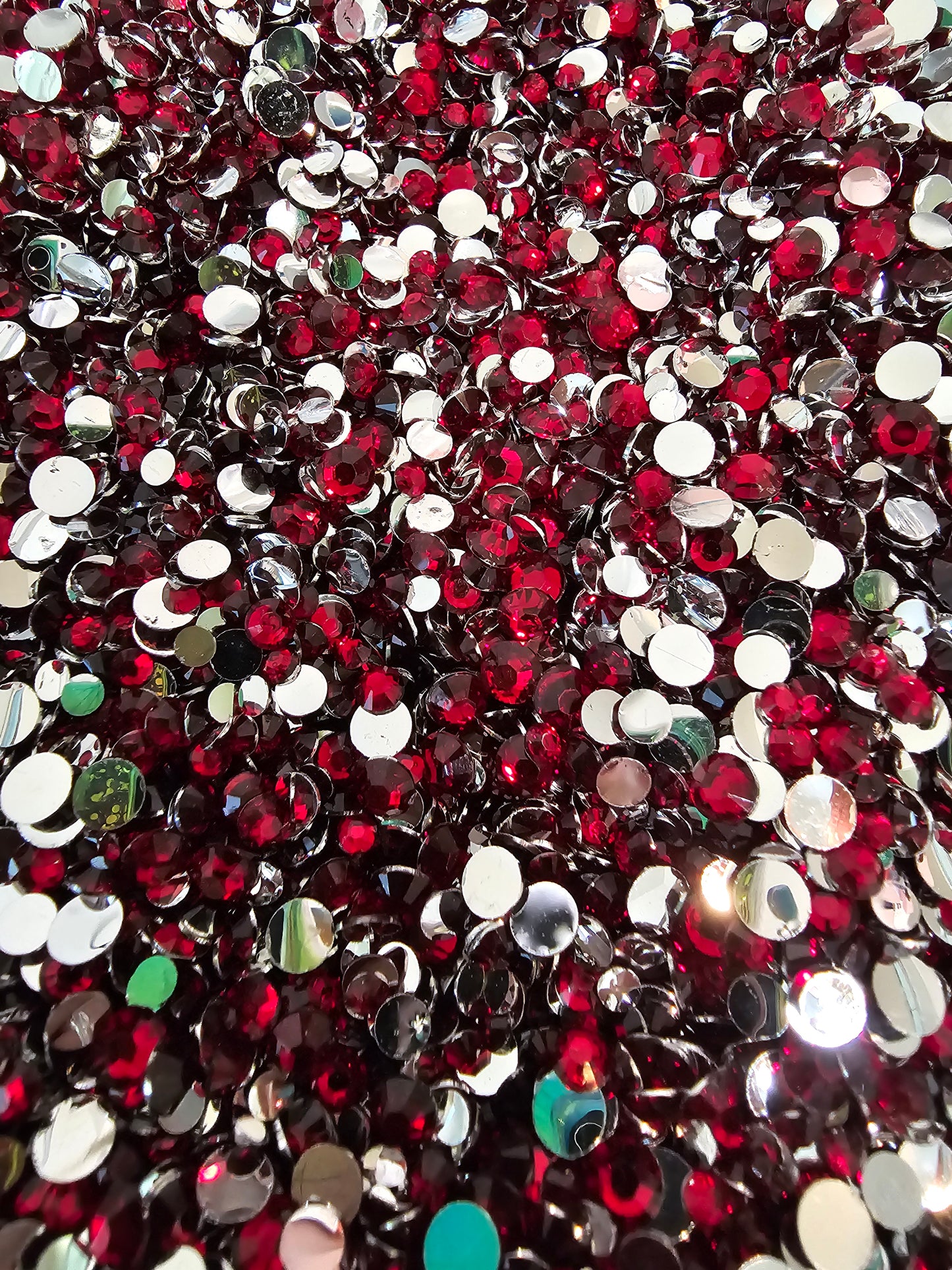 Dark Siam Resin Rhinestones