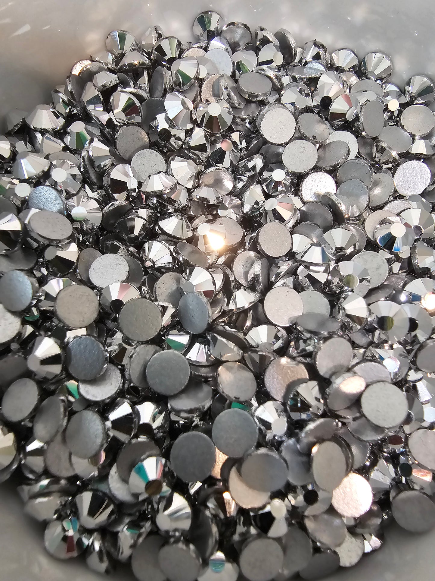 Mine Silver Glass Rhinestones