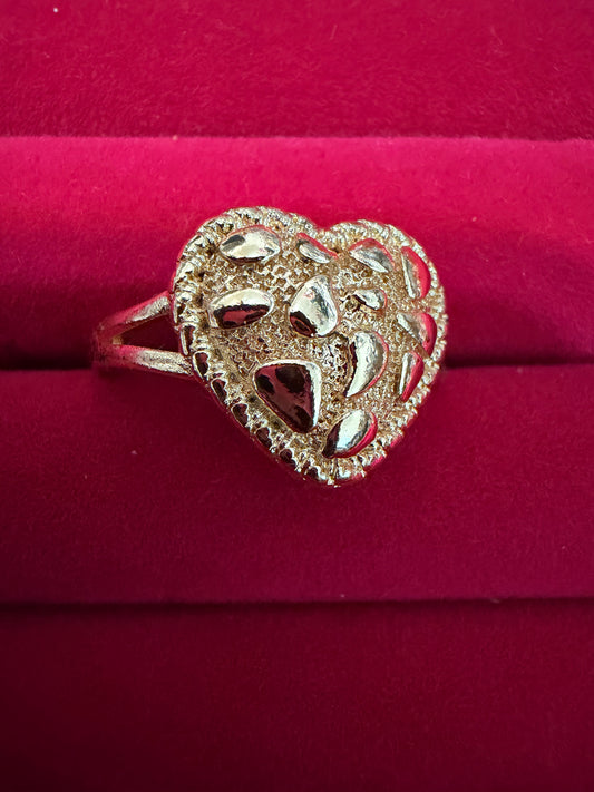 Love & Shine Heart Ring
